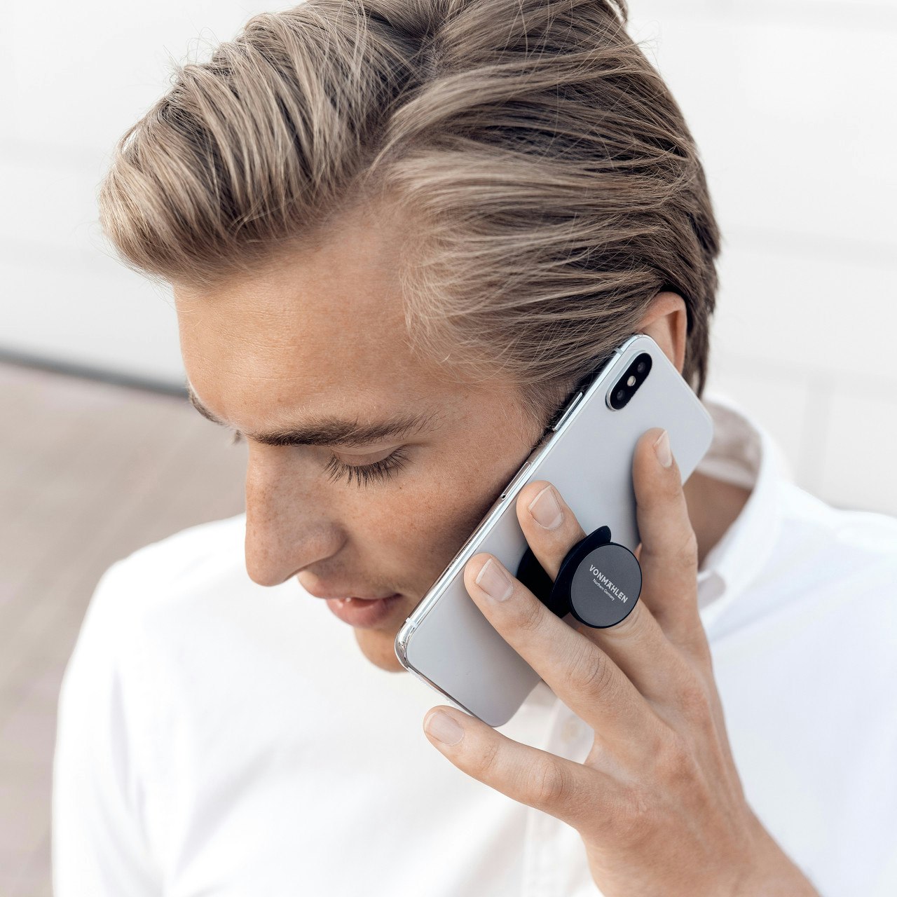 Backflip® - The Phone Grip