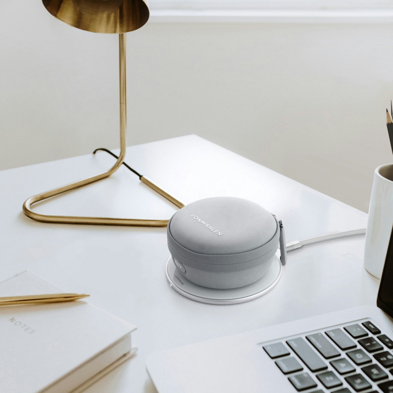 Aura - The Wireless Charging Pad